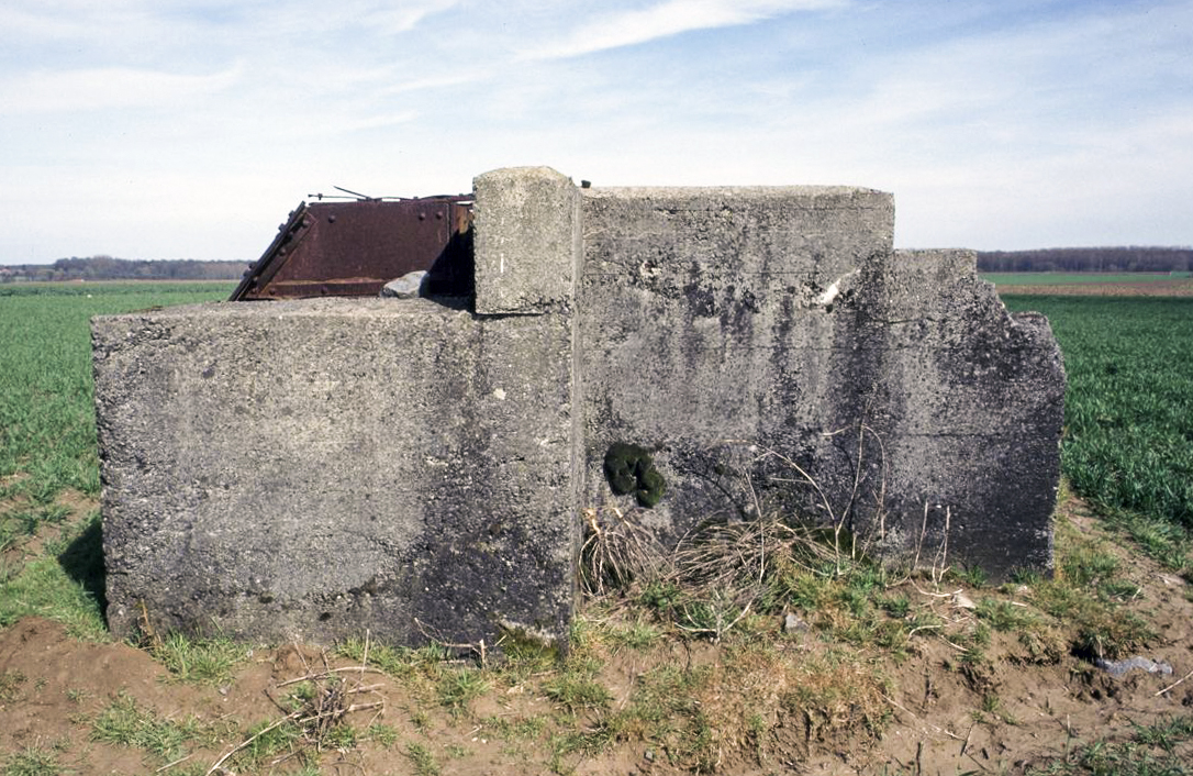 Ligne Maginot - B576 - FERME DU GARD - (Observatoire d'artillerie) -  - Ammagsdr