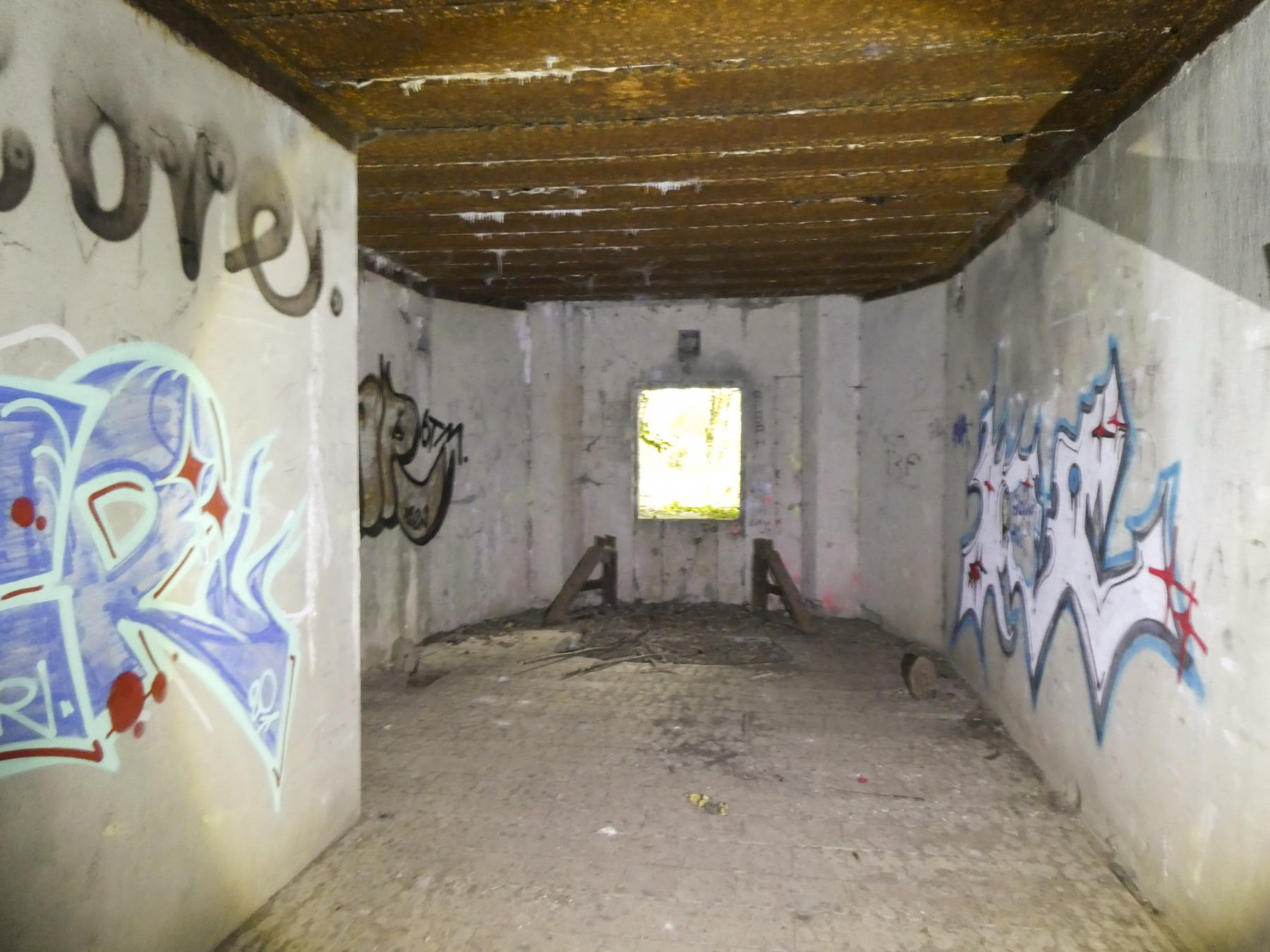 Ligne Maginot - FORT DE MAULDE EST - (Casemate d'artillerie) -  - ELLENA Daniel - CUNY Philippe