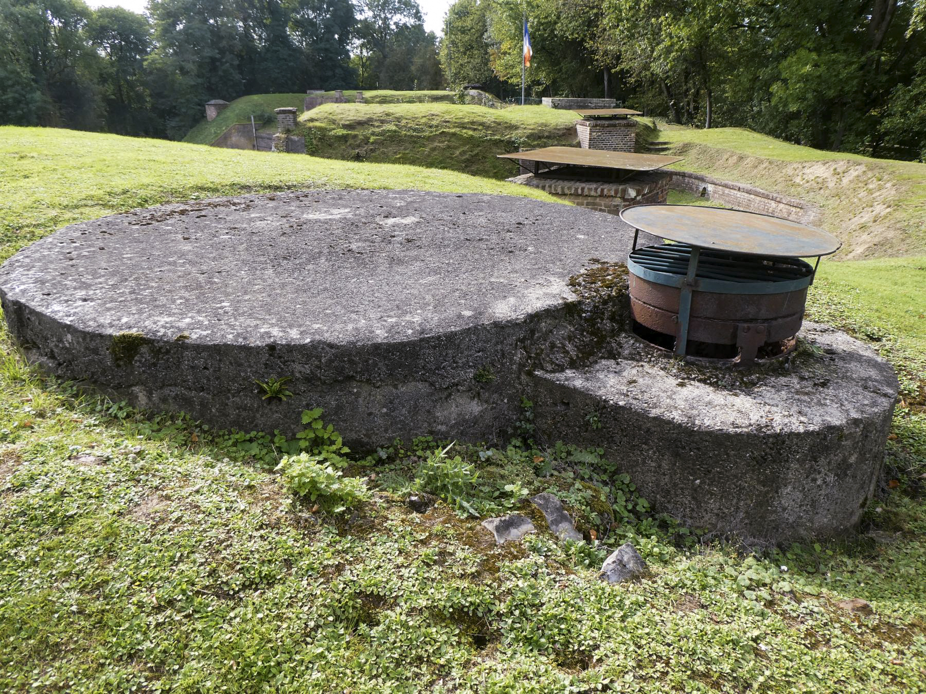 Ligne Maginot - B607 - LEVEAU NORD - (Observatoire d'artillerie) -  - ELLENA Daniel - CUNY Philippe