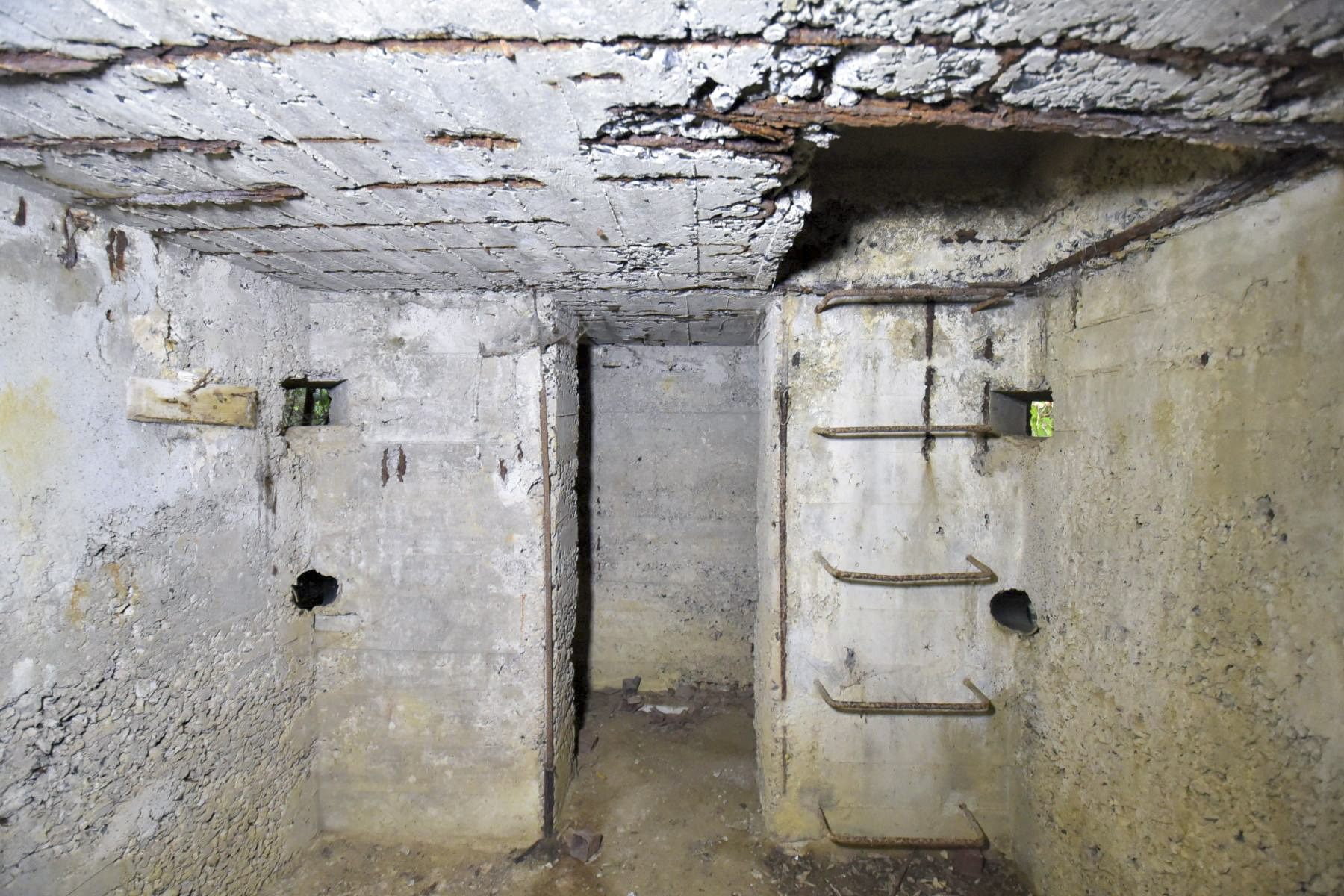 Ligne Maginot - L'ALOUETTE - (Blockhaus pour arme infanterie) - L'abri avec l'accès en puits au bloc actif - Ludovic KNAPP