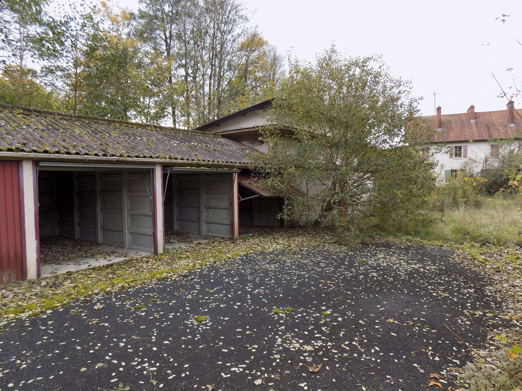 Ligne Maginot - LEMBACH - (Cité Cadres) - Les garages  - luc.j