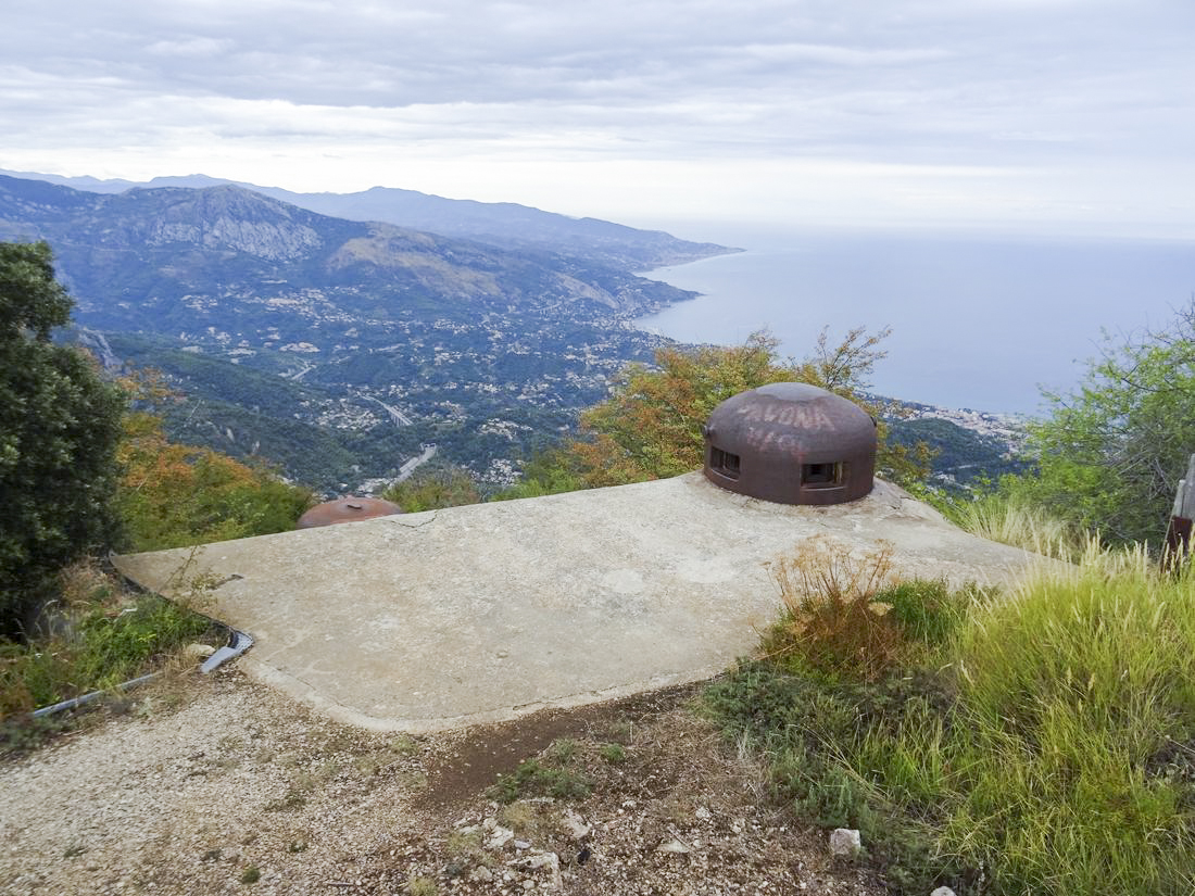 Ligne Maginot - MONT AGEL EST - BLOC 8 - (Observatoire d'artillerie) - Les cloches et leur joli paysage. - ammagsdr