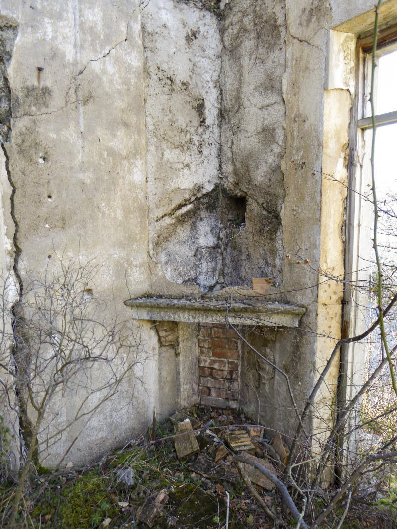 Ligne Maginot - AGAISEN - (Casernement) - Une des quatre cheminées - ELLENA-CUNY