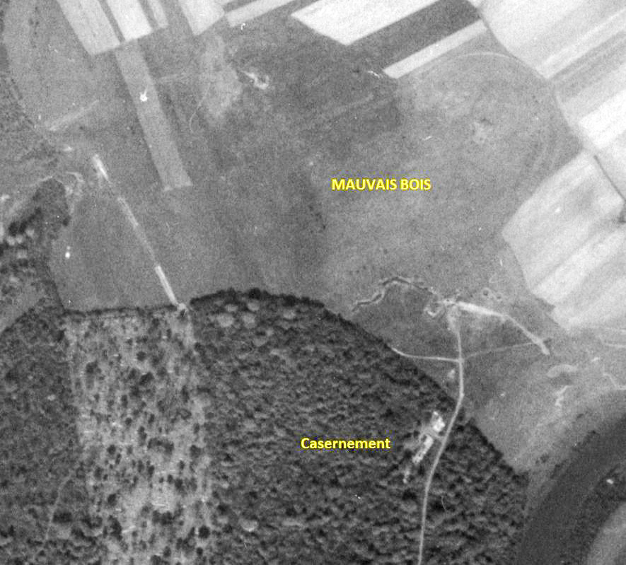Ligne Maginot - MAUVAIS BOIS - (Casernement) - Sur cette photo aérienne de 1948 le casernement est encore bien visible - IGN - Géoportail 1948
