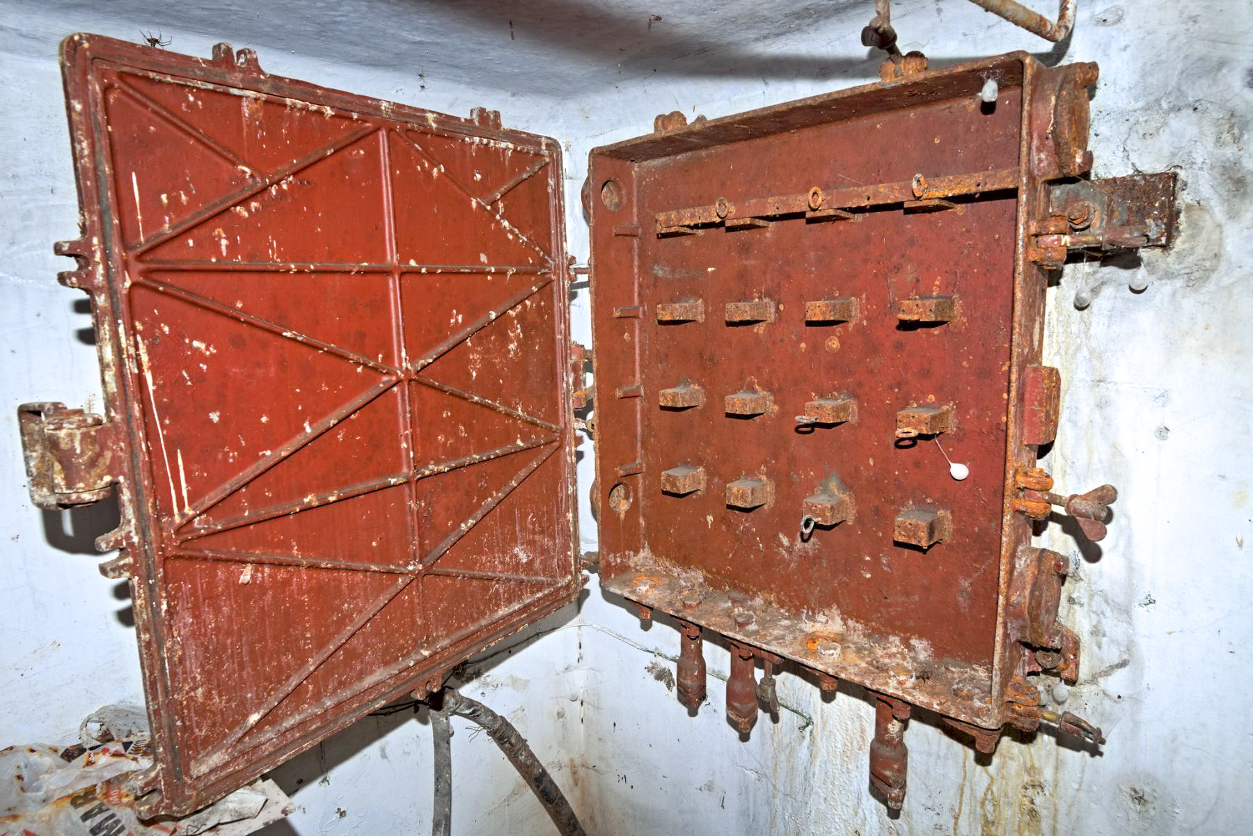Ligne Maginot - 63T - (Chambre de coupure) -  - Thierry Caland