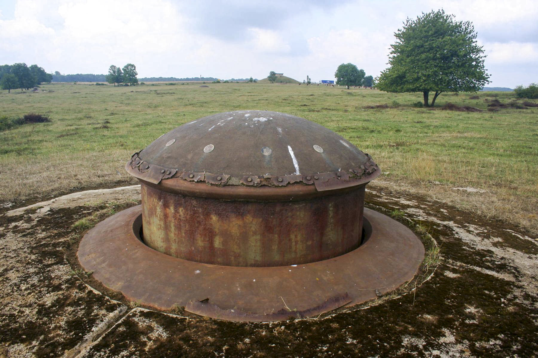 Ligne Maginot - BREHAIN - A6 - (Ouvrage d'artillerie) - Bloc 1
Tourelle de mitrailleuses en batterie - Michel Teiten