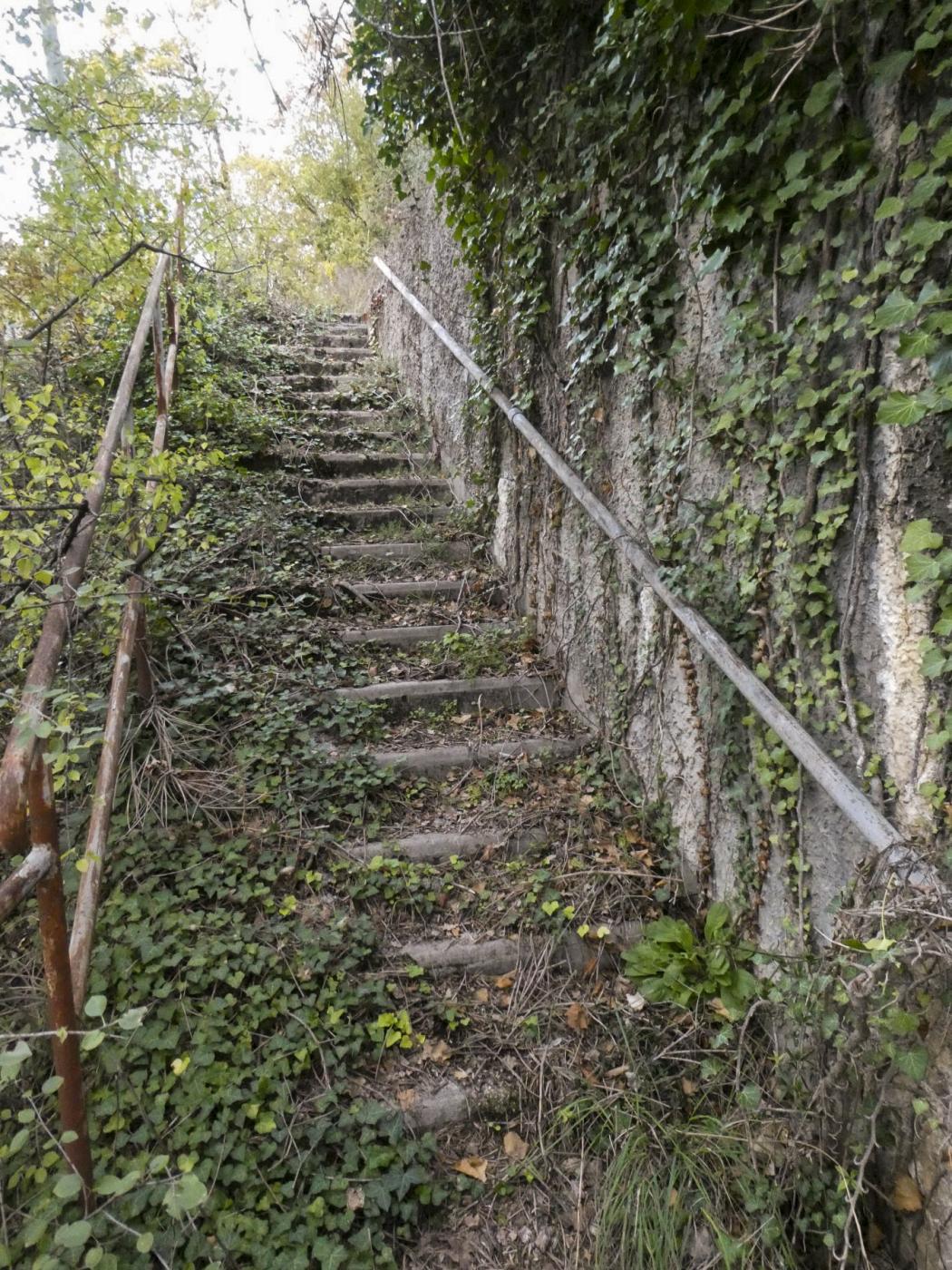 Ligne Maginot - O20 - BARBONNET SUD - (Casemate d'infanterie - Simple) - L'escalier d'accès - ELLENA Daniel - CUNY Philippe