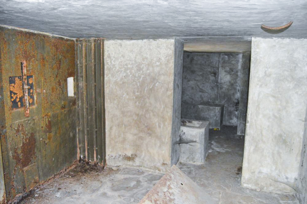 Ligne Maginot - E6 - TOURNEFORT (Casemate d'infanterie) -  - Michal Prasil