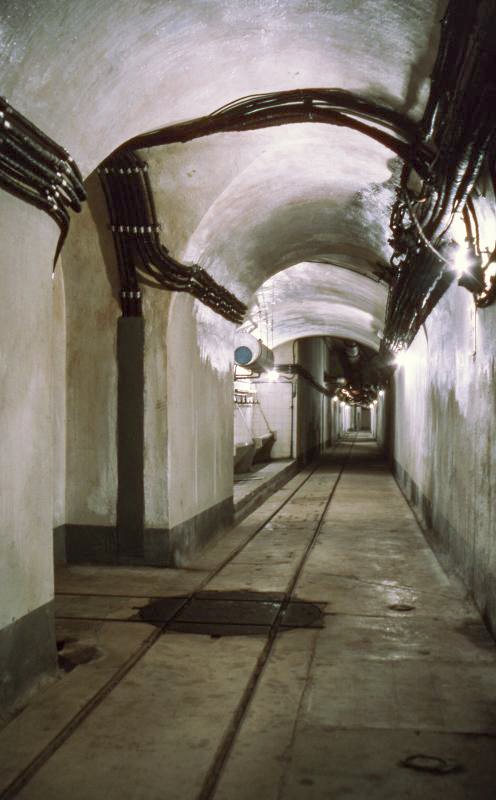 Ligne Maginot - AGAISEN (AN) - E03 - (Ouvrage d'artillerie) - La galerie principale
Lavabos pour la troupe - KEMMEL Dominique