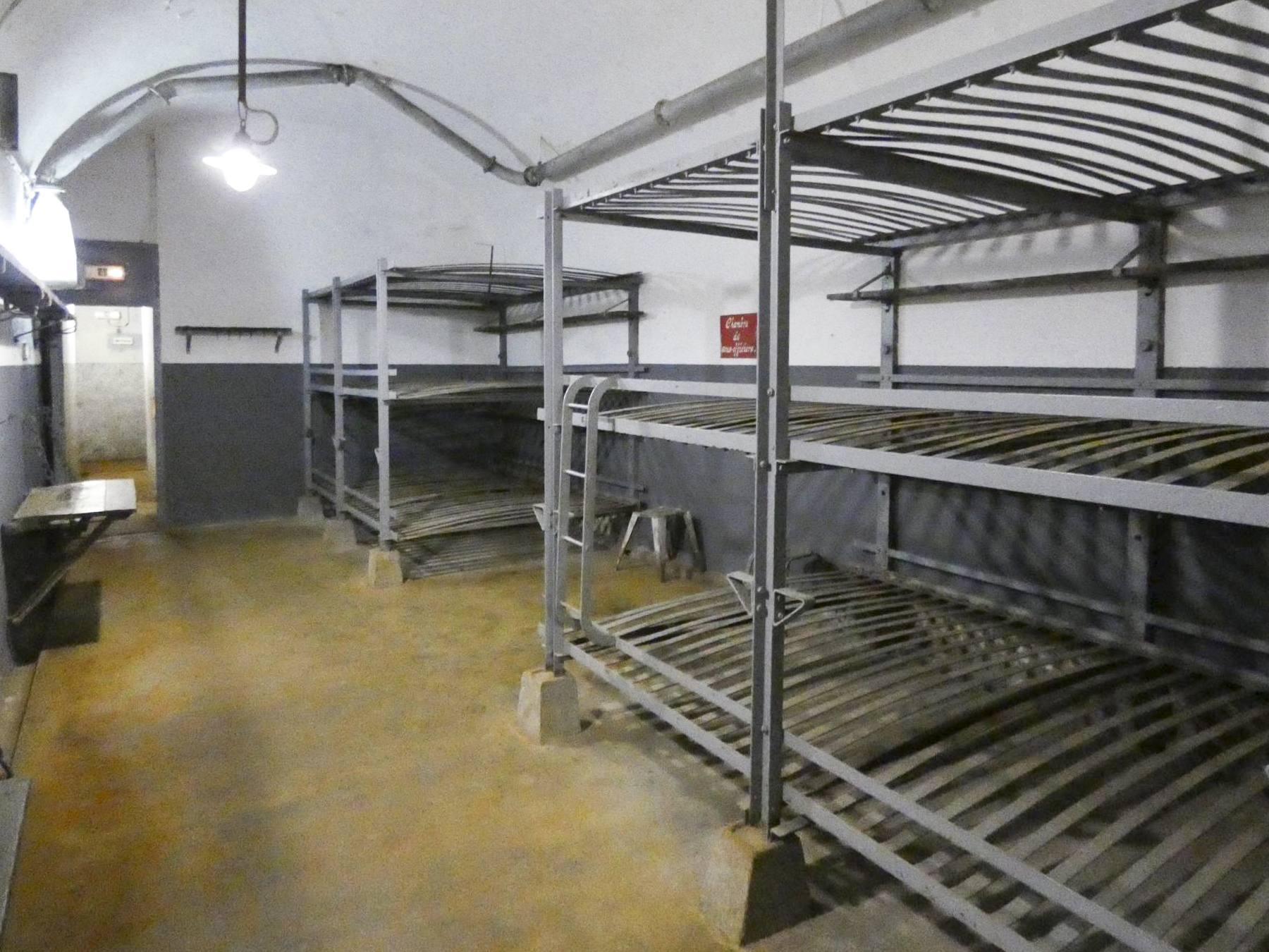 Ligne Maginot - FERMONT - A2 - (Ouvrage d'artillerie) - Chambre de troupe pour 30 hommes - STENGER Mathieu