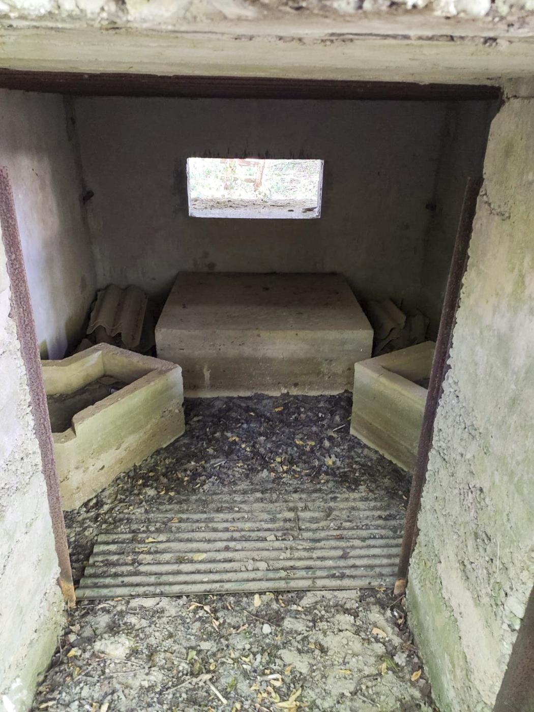 Ligne Maginot - CB309 - ZEITERHOLZ EST - (Blockhaus pour canon) - Intérieur  - Cédric