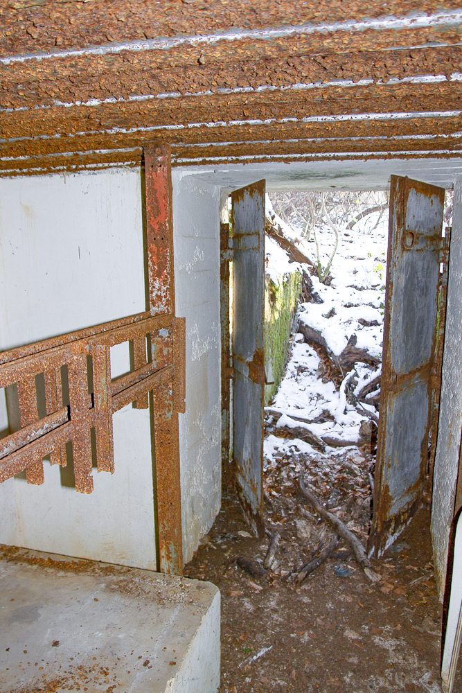 Ligne Maginot - CB330 - GINSKLOPP NORD - (Blockhaus pour canon) - Vue intérieure de l'entrée du blockhaus - Michel Teiten