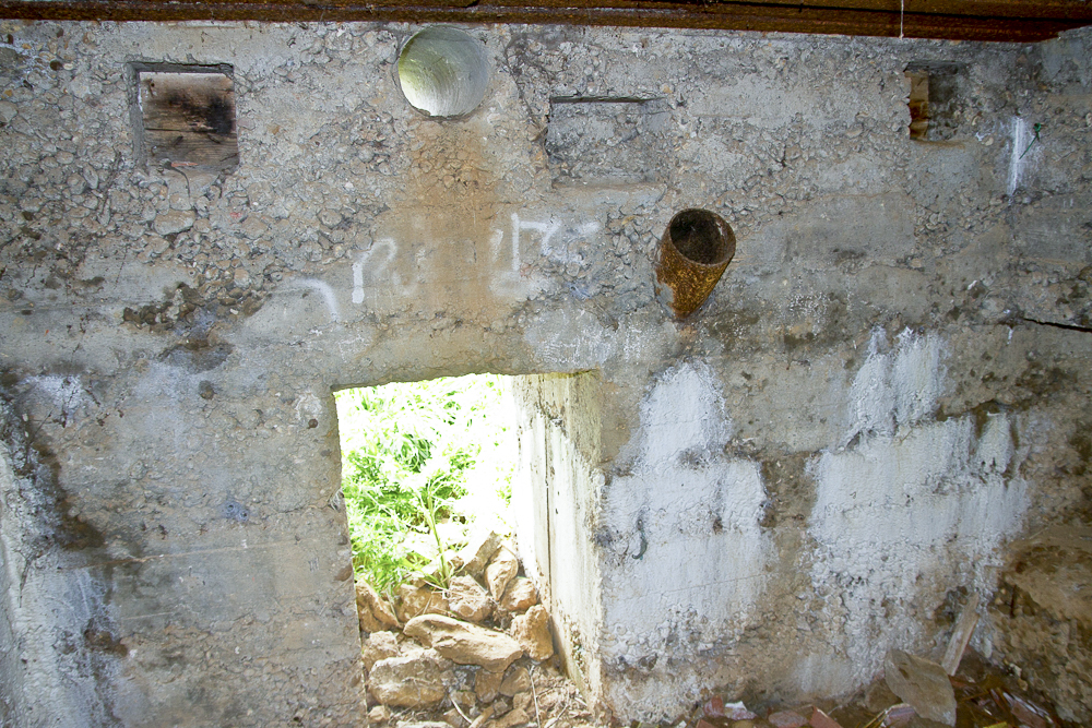 Ligne Maginot - CB344 - BREITENBAUM - (Blockhaus pour arme infanterie) - Vue intérieur de l'entrée - Michel Teiten