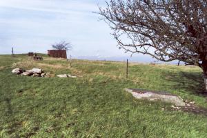 Ligne Maginot - COTE 334 EST - (Observatoire d'artillerie) - Etat en 1994
A l’arrière-plan l'observatoire ouest