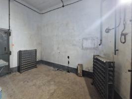 Ligne Maginot - CASTILLON (CN) - EO8 - (Ouvrage d'artillerie) - Bloc 3
Support des obus de 81mm 
Au coin le tube acoustique vers l'autre chambre de tir