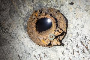 Ligne Maginot - BICHEL - (Central téléphonique d'observation) - Orifice du périscope dans le plafond du central