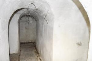 Ligne Maginot - CASTEL VIEIL - (Ouvrage d'infanterie) - Bloc 1
Couloir sud vers couloir central, à gauche niche pour ventilateur
