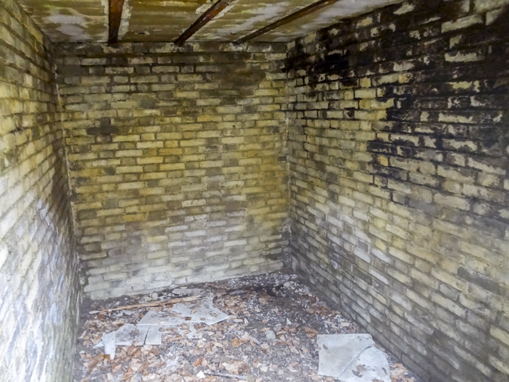 Ligne Maginot - MOLVANGE - (Casernement) - Ruines du casernement léger - Michel Teiten