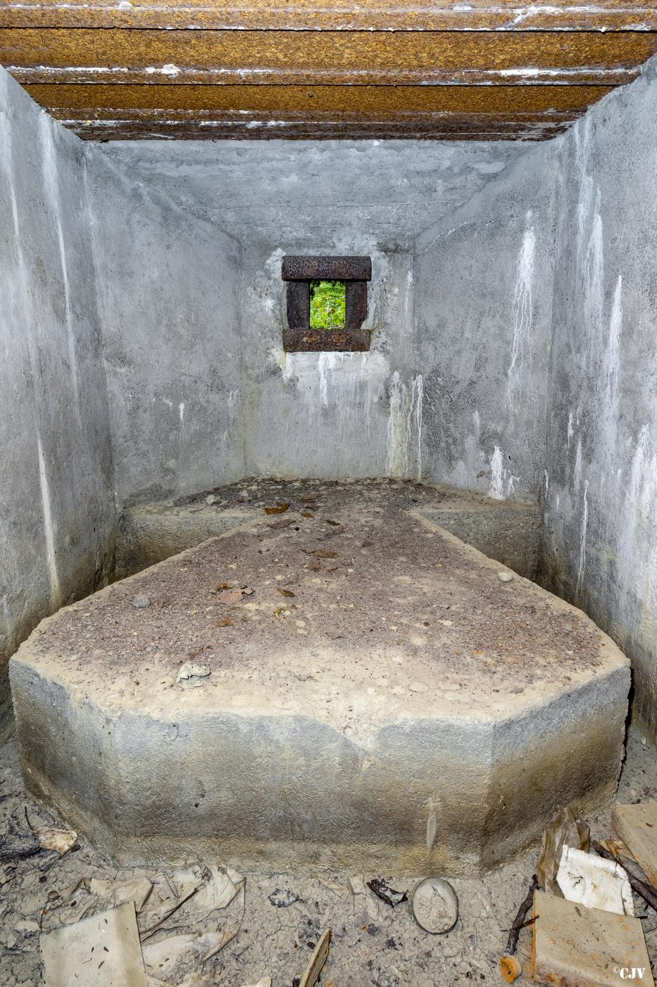 Ligne Maginot - CB234 - RIPPERT 2 - (Blockhaus pour arme infanterie) -                            - Lia VERMEULEN