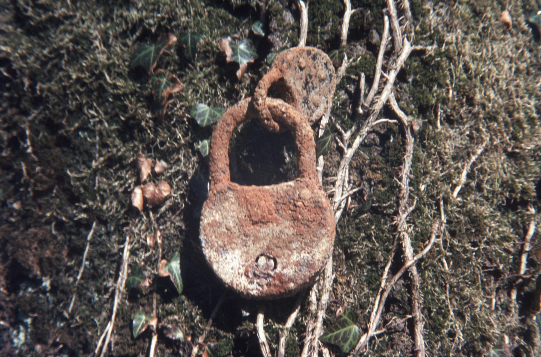 Ligne Maginot - AT13 - (Cuve pour arme d'infanterie) - Objet trouvé lors du nettoyage - MANSUY Michel