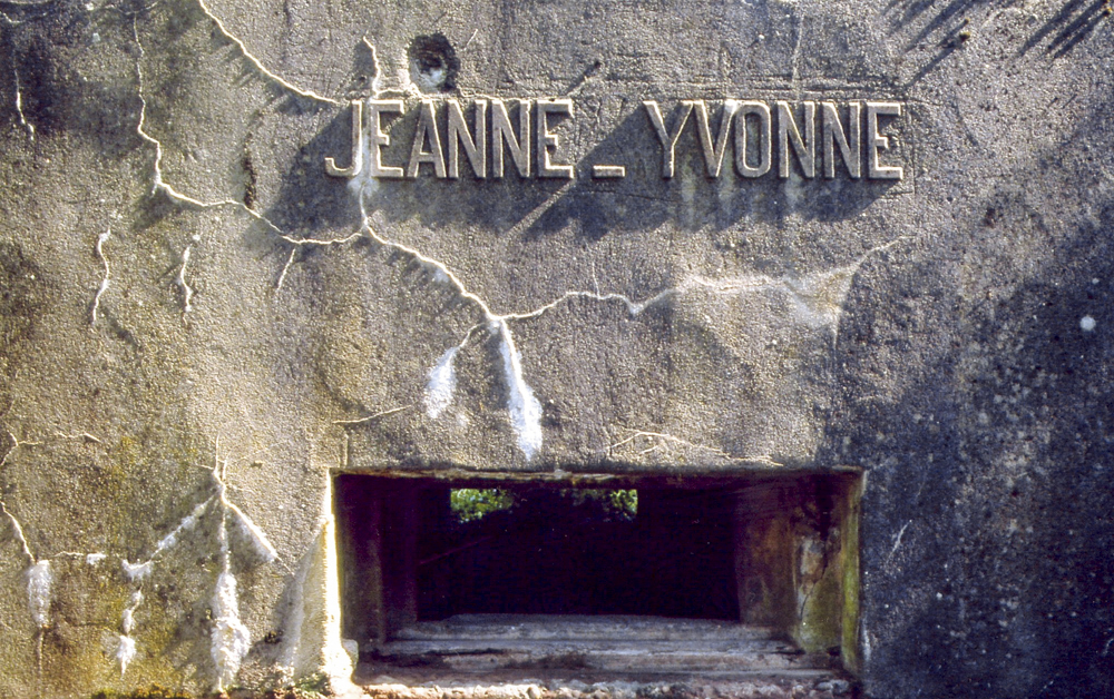 Ligne Maginot - BB33B - JEANNE YVONNE - (Blockhaus pour canon) -  - CRUNCHANT Camille