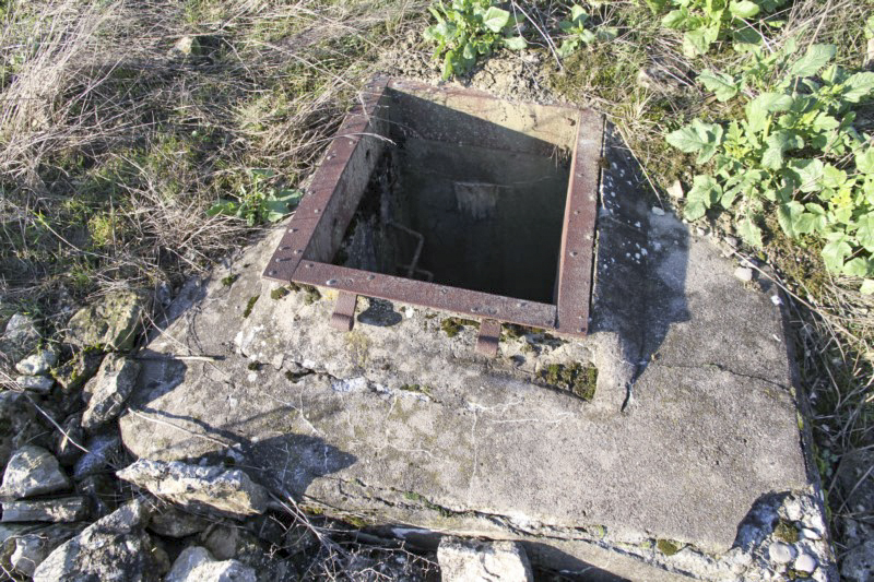 Ligne Maginot - COTE 334 OUEST - (Observatoire d'artillerie) - Entrée en puits - Alain Perouffe