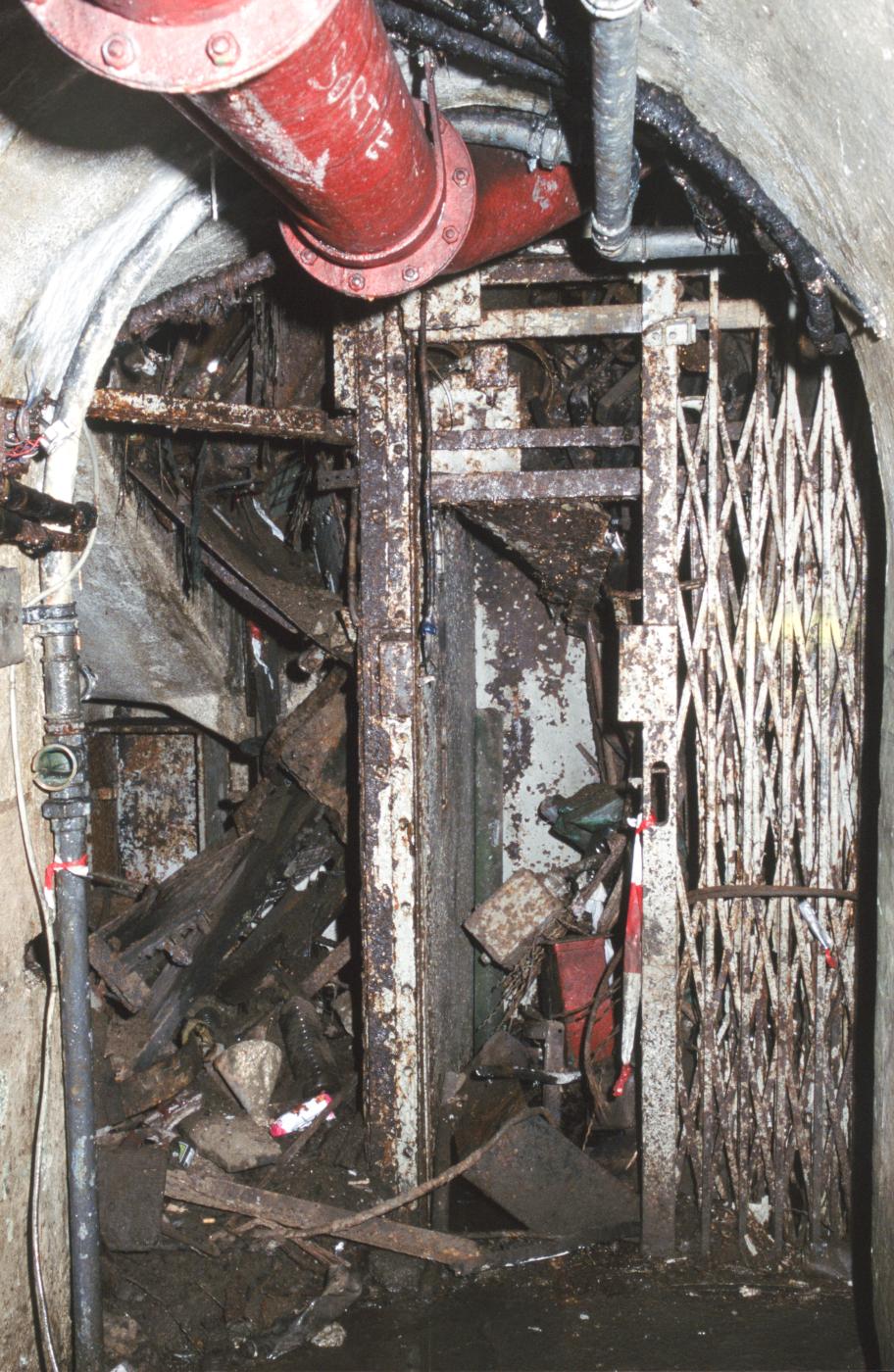 Ligne Maginot - COUME ANNEXE SUD - A32 - (Ouvrage d'infanterie) - Bloc 3
Le monte-charge - MANSUY Michel