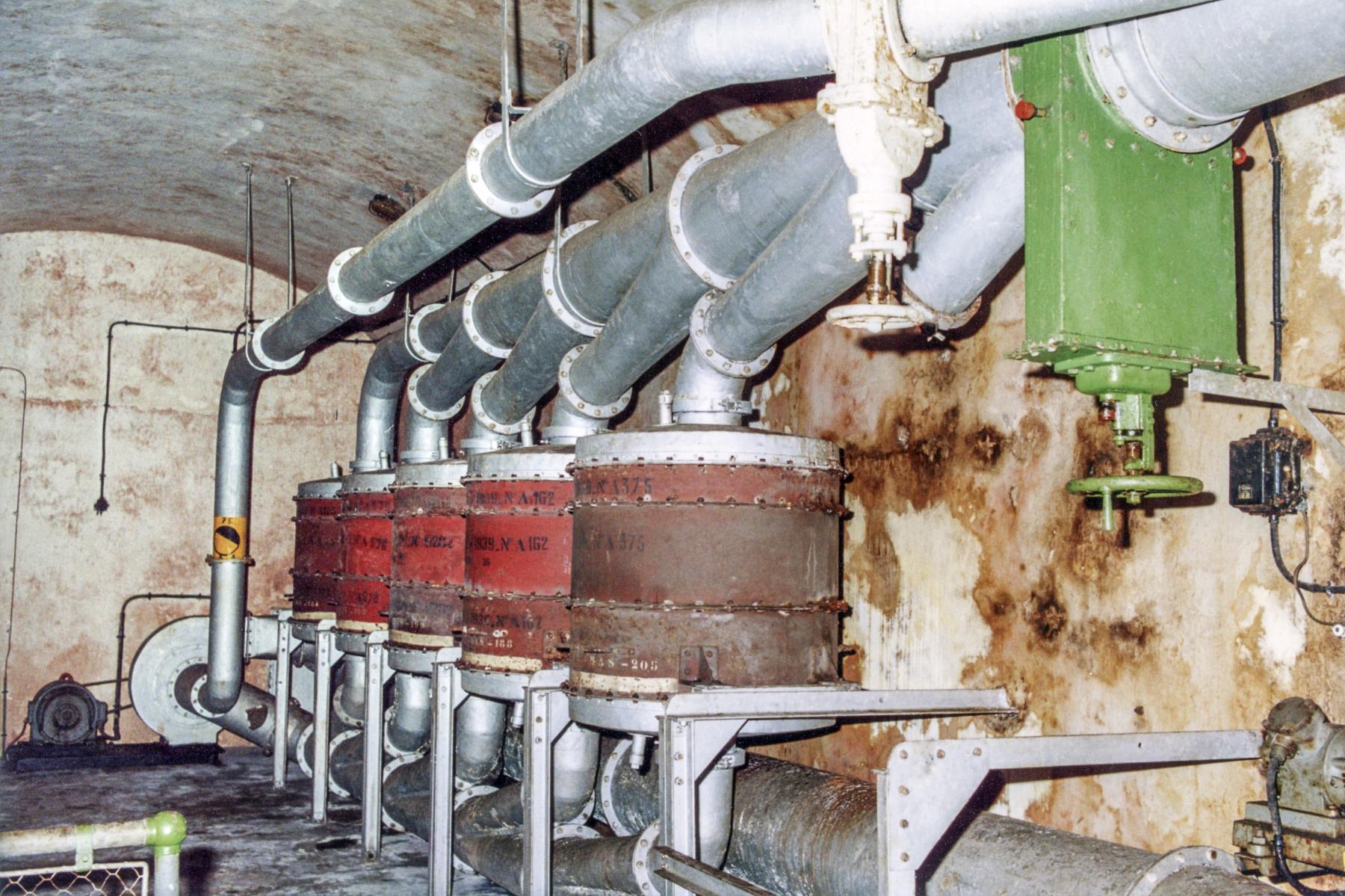 Ligne Maginot - GRAND HOHEKIRKEL - (Ouvrage d'artillerie) - Salle de neutralisation
Vue dans l'autre sens - MANSUY Michel