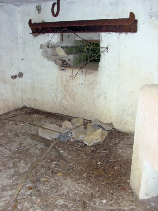 Ligne Maginot - CB2 - (Blockhaus pour canon) - Créneau du canon - Schnoupf