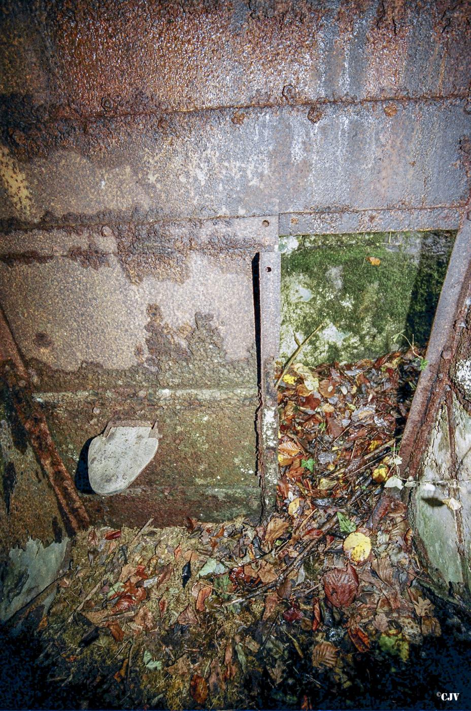 Ligne Maginot - CB3-A - (Observatoire d'artillerie) - Intérieur de la guérite - Lia VERMEULEN