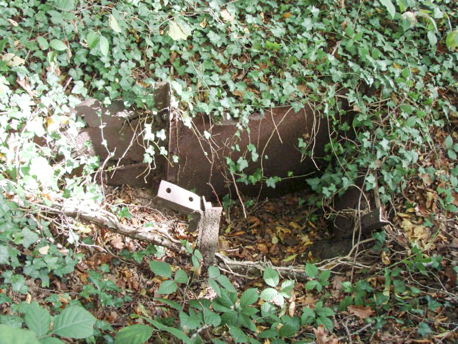 Ligne Maginot - CB2-D - (Observatoire indéterminé) - Les vestiges d'une guérite blindée. - Schnoupf
