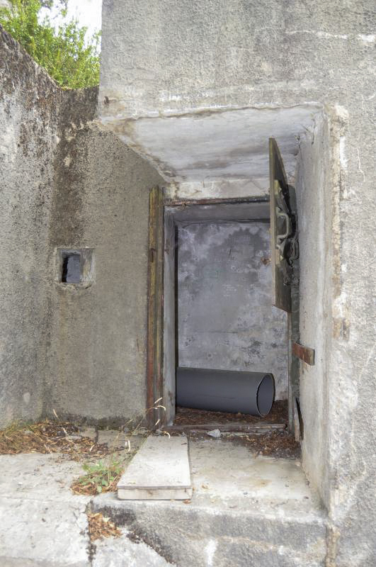 Ligne Maginot - CASTEL VIEIL - (Ouvrage d'infanterie) - Bloc 2
Entrée nord - Michal Prasil