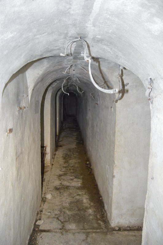 Ligne Maginot - CASTEL VIEIL - (Ouvrage d'infanterie) - Couloir central vers bloc 4 - Michal Prasil