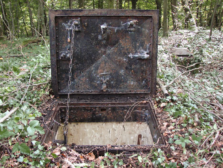 Ligne Maginot - 12M - (Chambre de coupure - Avec central) - Trappe d'accès - Schnoupf