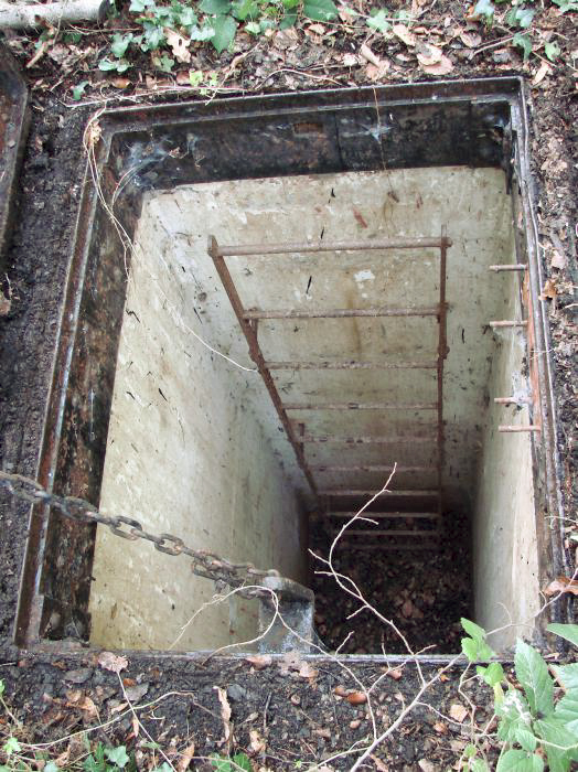 Ligne Maginot - 12M - (Chambre de coupure - Avec central) - Echelle d'accès. - Schnoupf