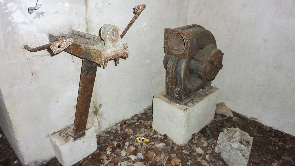Ligne Maginot - PIERRE POINTUE - (Ouvrage d'infanterie) -  - ELLENA-CUNY