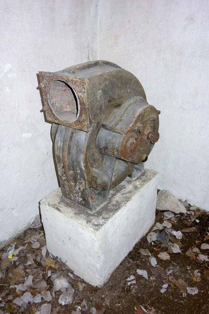 Ligne Maginot - PIERRE POINTUE - (Ouvrage d'infanterie) - Vestiges du ventilateur - Michel Teiten