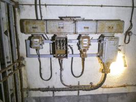 Ligne Maginot - CASTILLON (CN) - EO8 - (Ouvrage d'artillerie) - Arrivée électrique