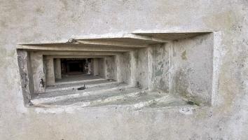Ligne Maginot - BETTELSTOCK - (Blockhaus pour canon) - Créneau frontal de défense rapprochée