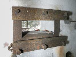 Ligne Maginot - KLAM 6 - (Blockhaus pour arme infanterie) - Le blindage de l'embrasure.