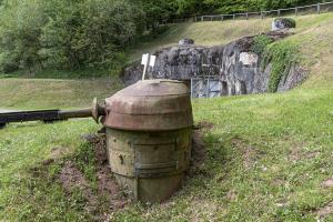 Ligne Maginot - SIMSERHOF - (Ouvrage d'artillerie) - Entrée munitions
Tourelle démontable