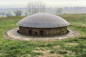 Ligne Maginot - SCHOENENBOURG - (Ouvrage d'artillerie) - Bloc 3
Une tourelle de 75