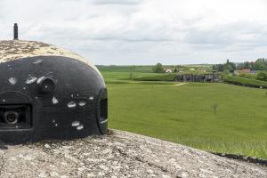 Ligne Maginot - ROHRBACH - FORT CASSO - (Ouvrage d'infanterie) - Bloc 2
Cloche GFM, en arrière-plan le bloc 3