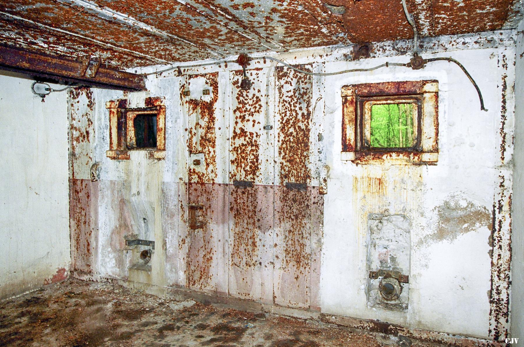 Ligne Maginot - BERENBACH - A26 - (Ouvrage d'infanterie) - Bloc 1
Chambre de tir
 - Lia VERMEULEN