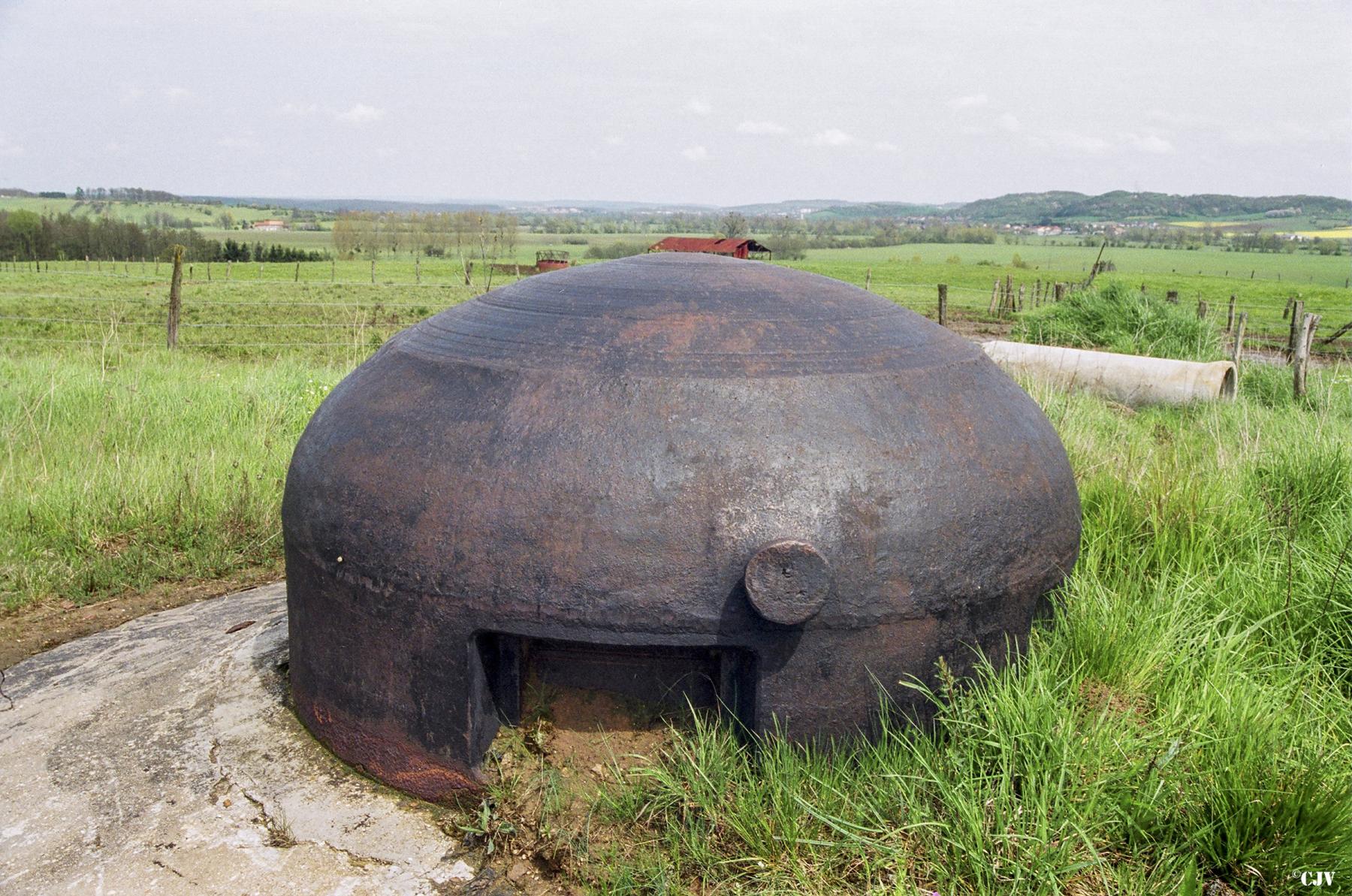 Ligne Maginot - BERENBACH - A26 - (Ouvrage d'infanterie) - Bloc 3
La cloche GFM - Lia VERMEULEN