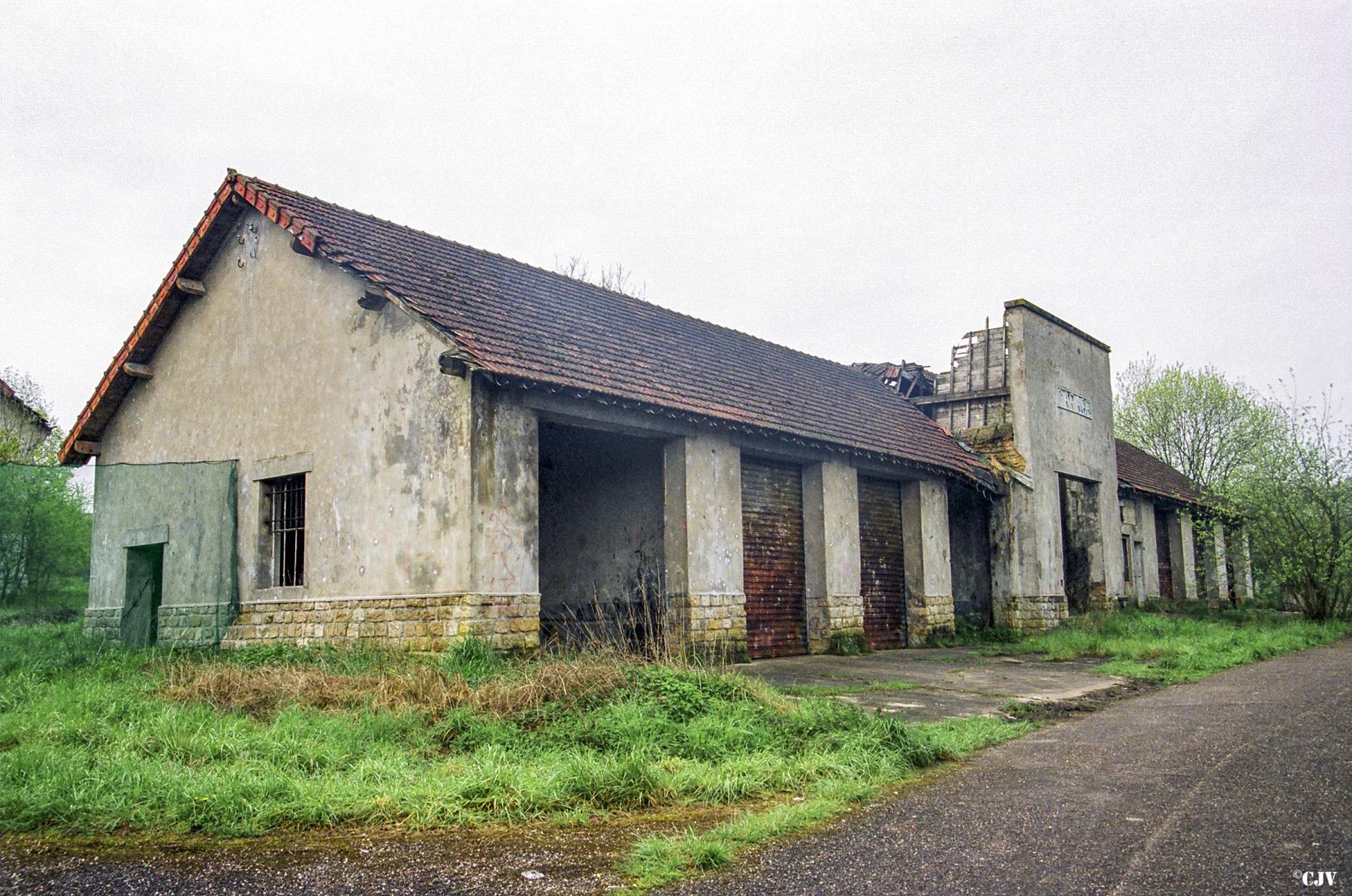 Ligne Maginot - BOCKANGE - (Camp de sureté) - Les garages - Lia VERMEULEN