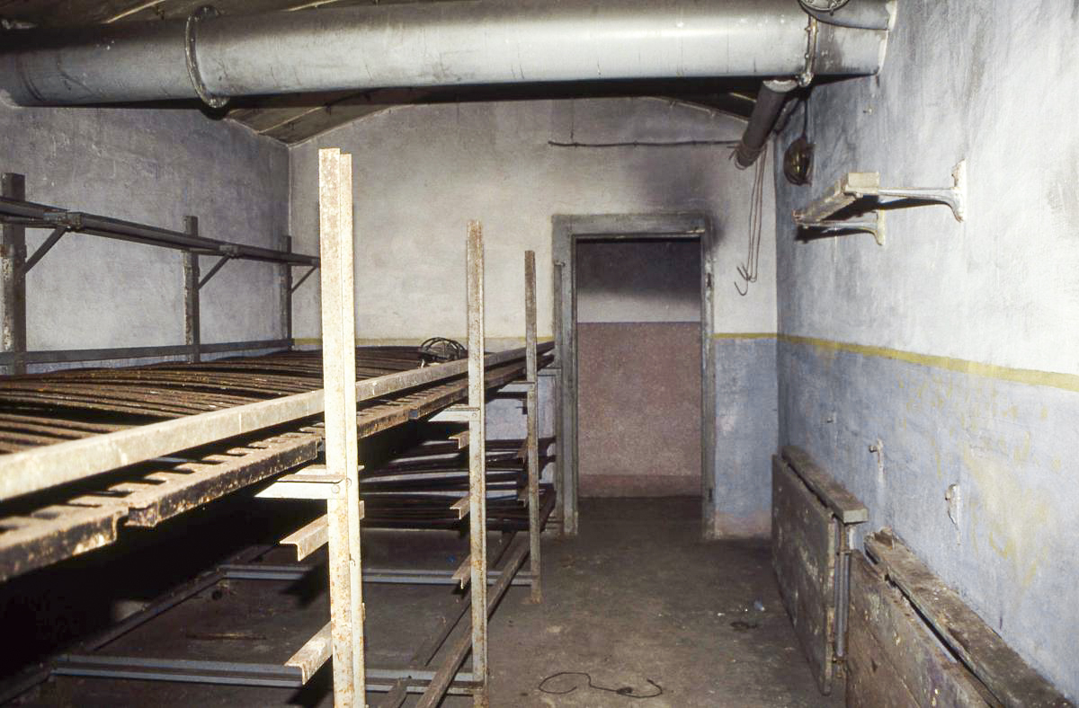 Ligne Maginot - GOMELANGE - X32 - (Abri) - Chambrée - Valentin Hemmert