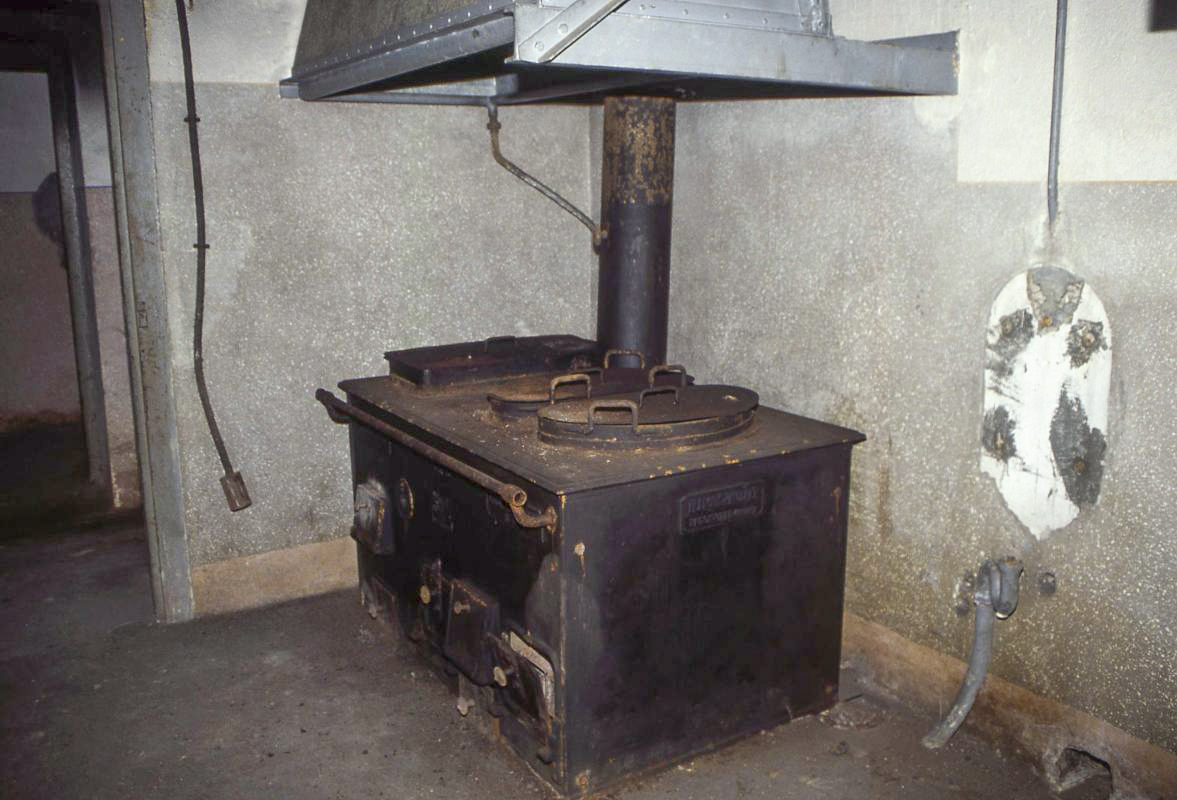Ligne Maginot - GOMELANGE - X32 - (Abri) - La cuisinière  - Valentin Hemmert