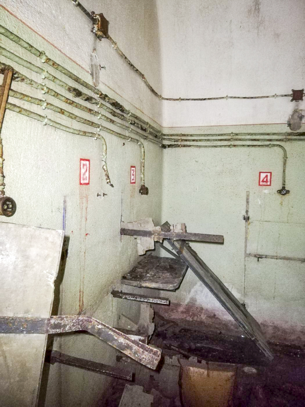 Ligne Maginot - BOVENBERG - A27 - (Ouvrage d'infanterie) - PC de l'ouvrage ? - Blackmamba73