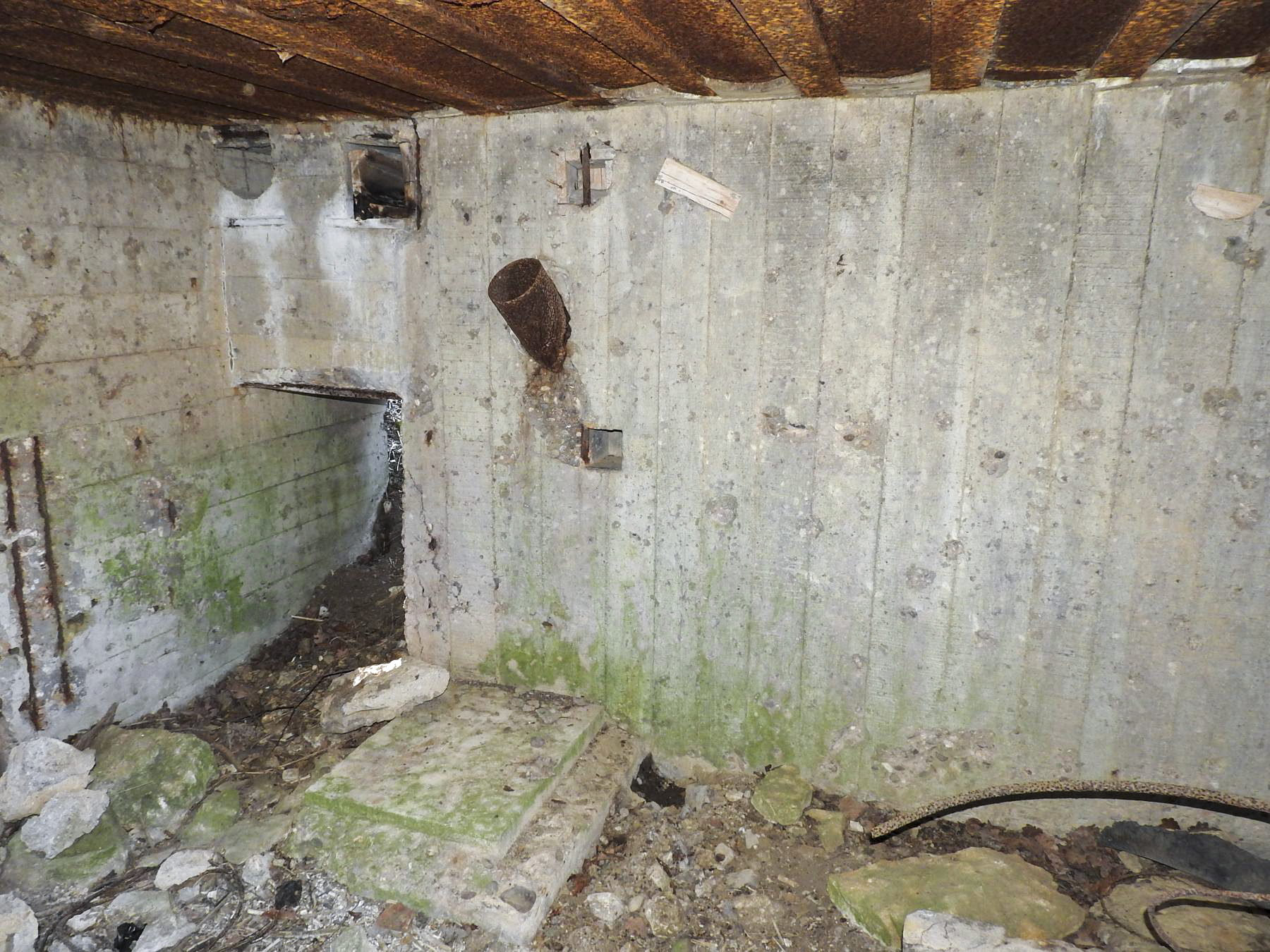 Ligne Maginot - MUEHLENBACH 6 - (Blockhaus pour canon) - L'entrée pour hommes. - STENGER Mathieu